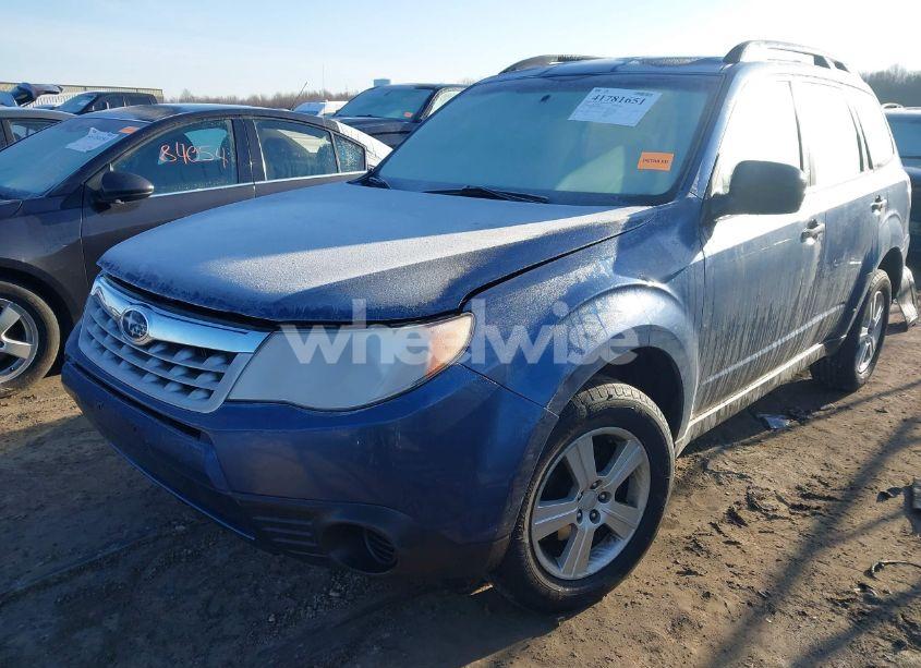 Photo 2 of 2012 Subaru Forester 2.5X (VIN JF2SHABC2CH467765)