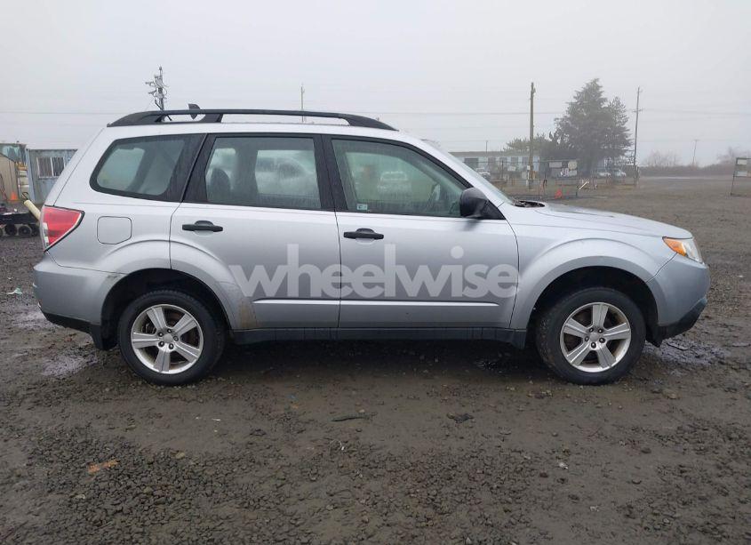 Photo 13 of 2013 Subaru Forester 2.5X (VIN JF2SHABC2DG430609)