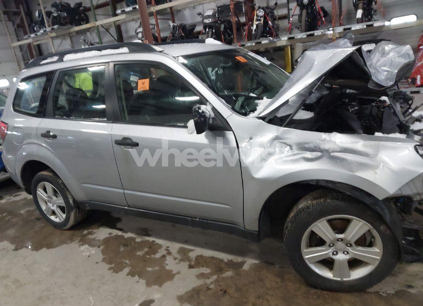 Photo 13 of 2013 Subaru Forester 2.5X (VIN JF2SHABC2DH428756)