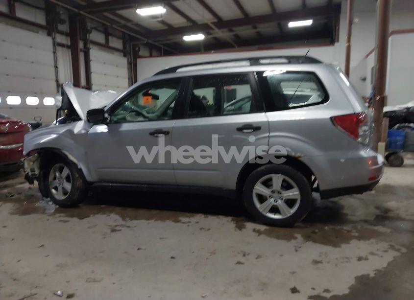 Photo 14 of 2013 Subaru Forester 2.5X (VIN JF2SHABC2DH428756)