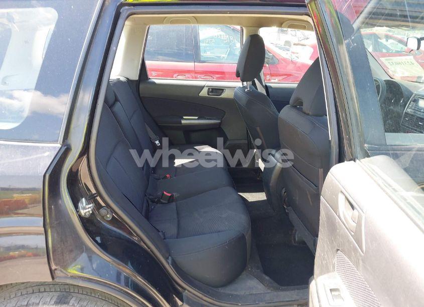 Photo 8 of 2013 Subaru Forester 2.5X (VIN JF2SHABC2DH438946)
