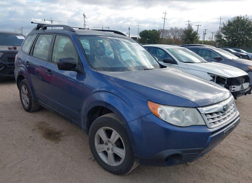 2012 Subaru Forester 2.5X (VIN JF2SHABC3CH442258) main photo