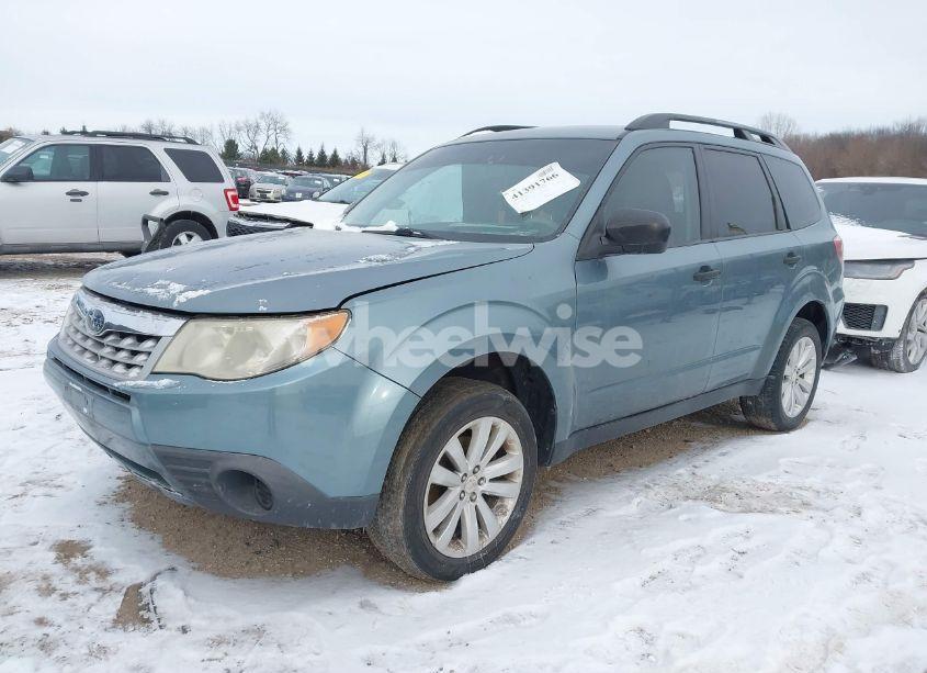 Photo 2 of 2012 Subaru Forester 2.5X (VIN JF2SHABC3CH445614)