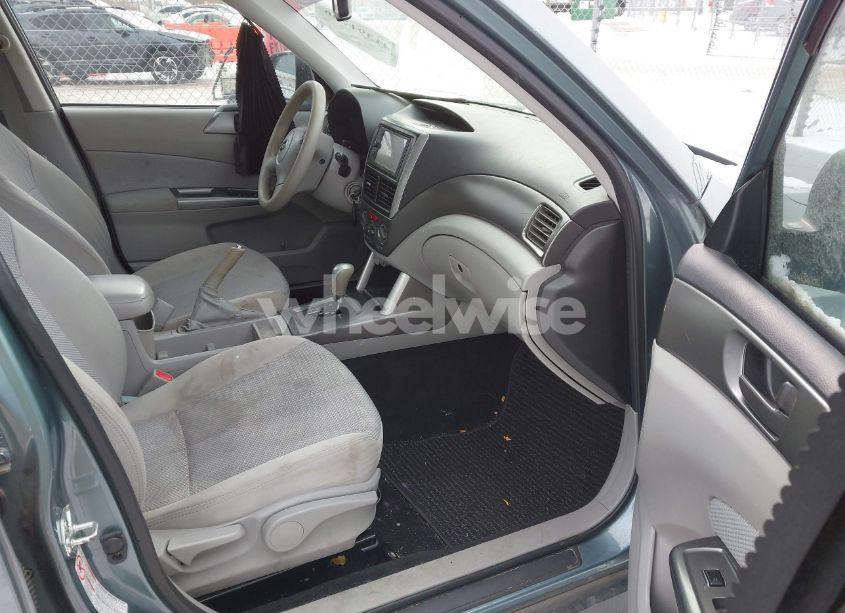 Photo 5 of 2012 Subaru Forester 2.5X (VIN JF2SHABC3CH445614)