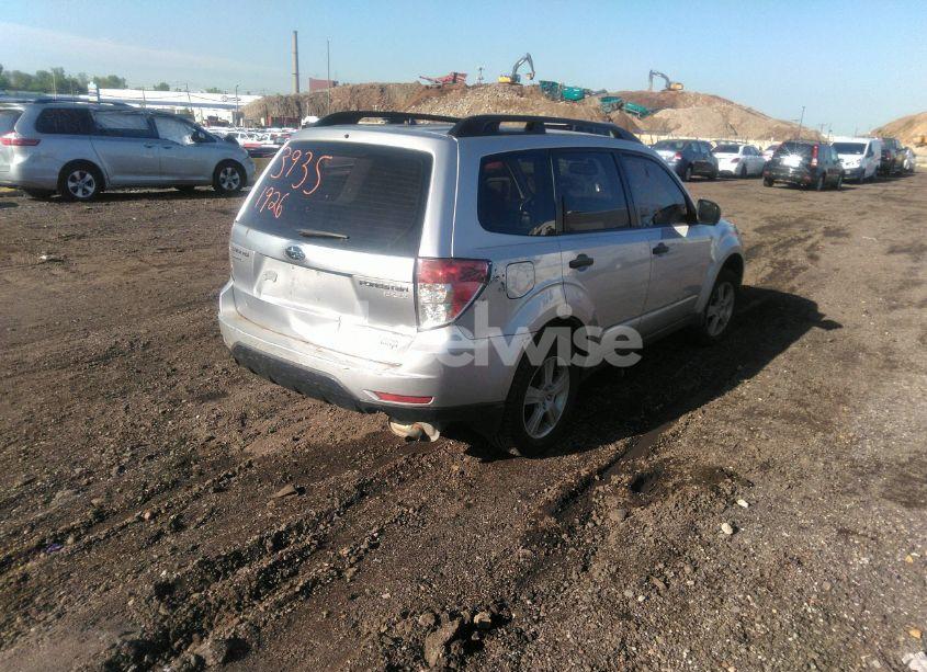 Photo 4 of 2012 Subaru Forester 2.5X (VIN JF2SHABC3CH470674)