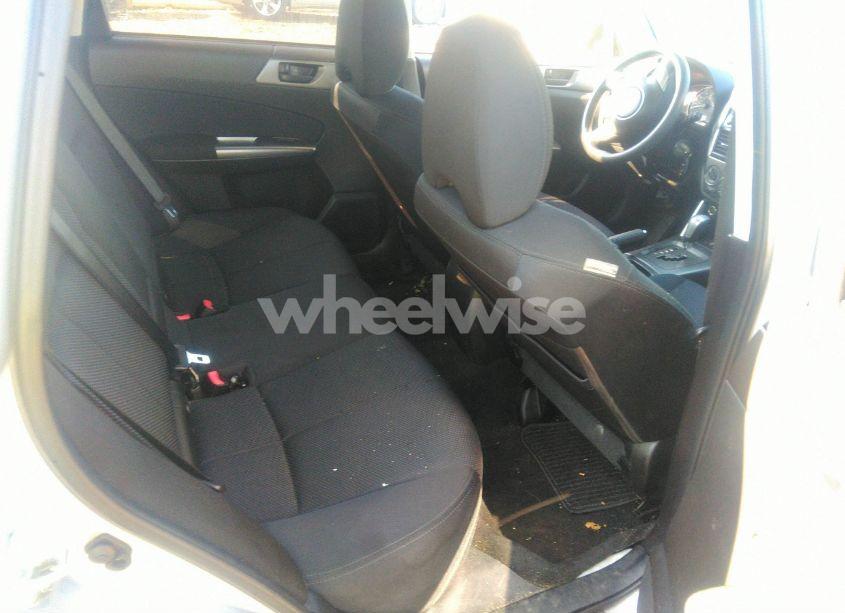 Photo 8 of 2012 Subaru Forester 2.5X (VIN JF2SHABC3CH470674)