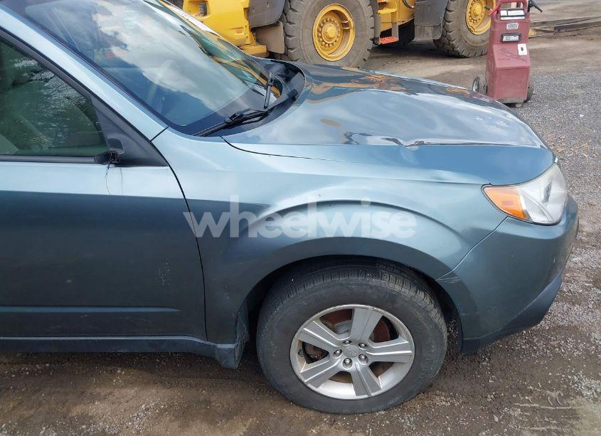 Photo 12 of 2013 Subaru Forester 2.5X (VIN JF2SHABC3DH412940)