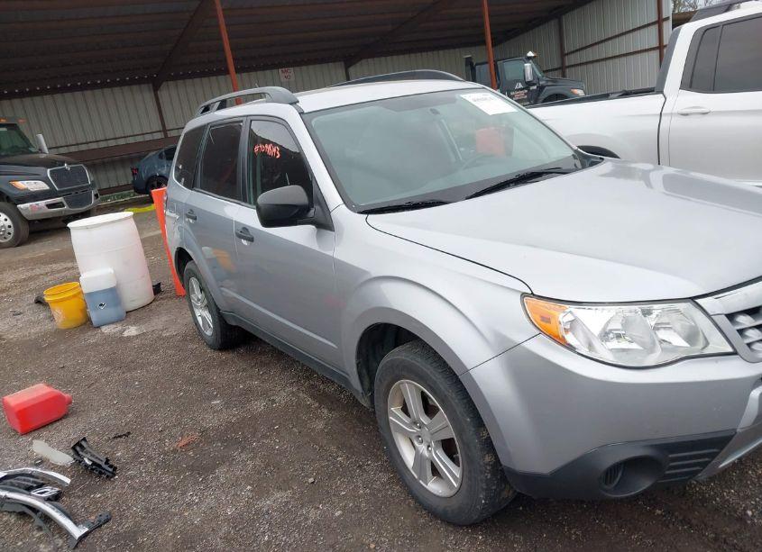 2013 Subaru Forester 2.5X (VIN JF2SHABC3DH433741) main photo