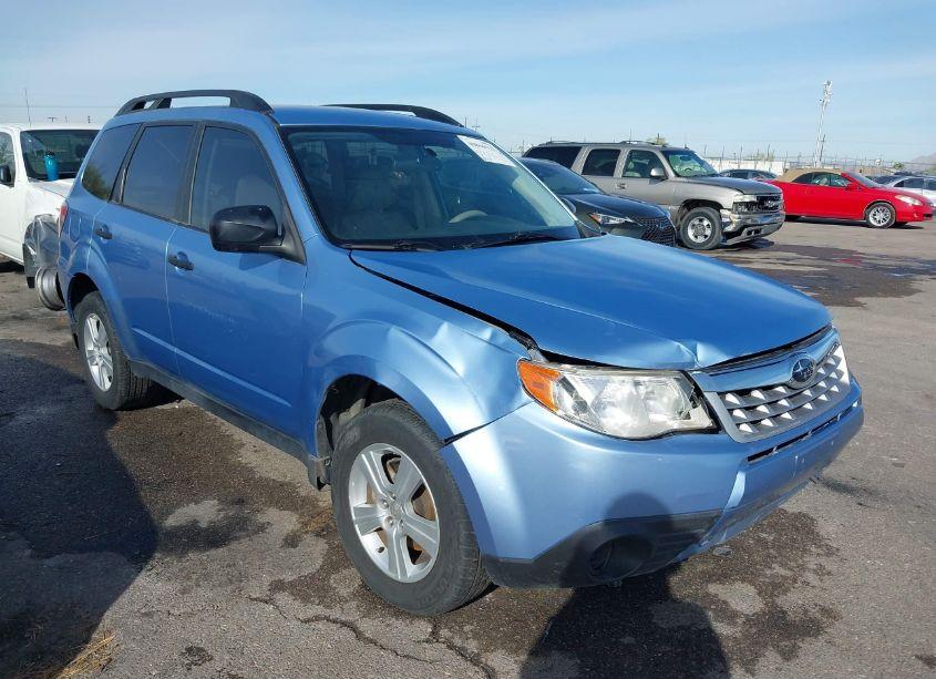 2011 Subaru Forester 2.5X (VIN JF2SHABC4BH704285) main photo