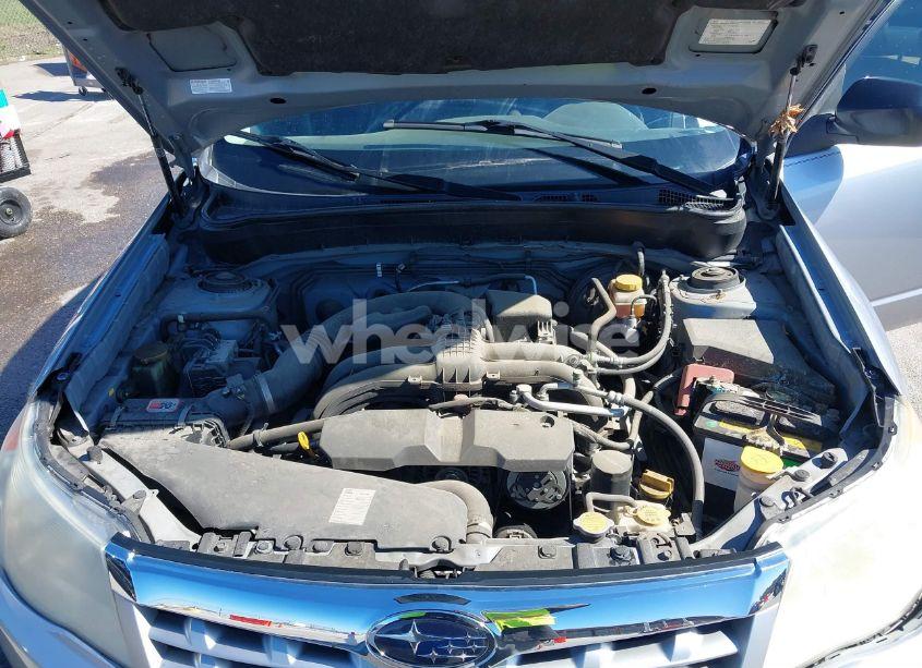 Photo 10 of 2013 Subaru Forester 2.5X (VIN JF2SHABC4DH430623)