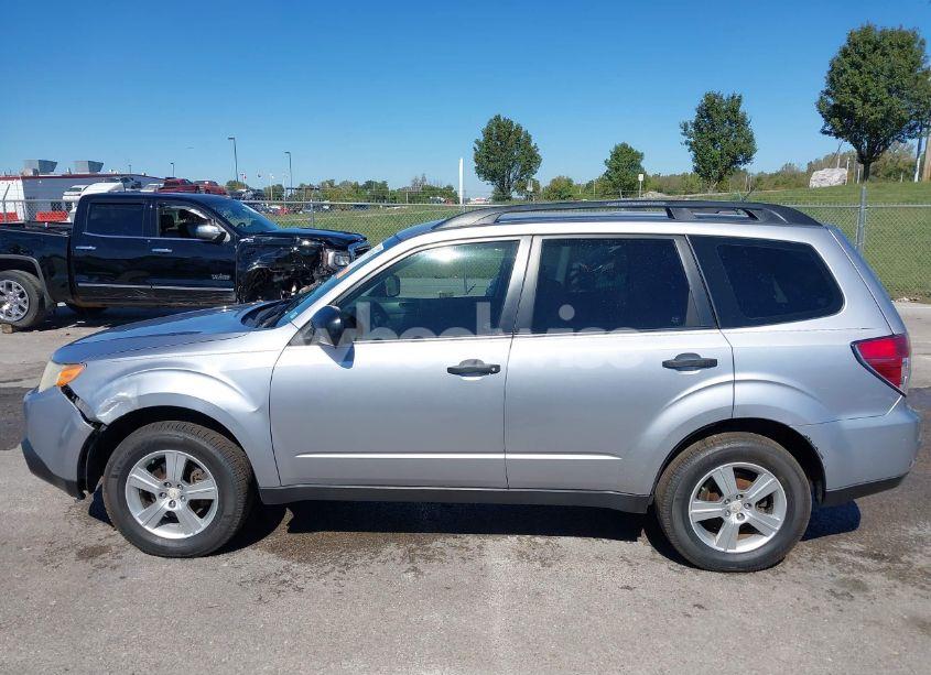 Photo 14 of 2013 Subaru Forester 2.5X (VIN JF2SHABC4DH430623)
