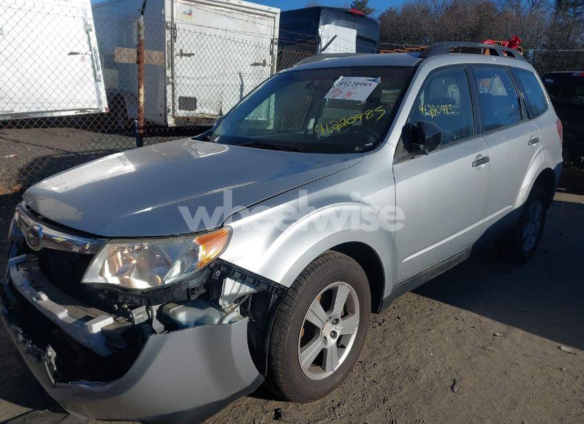 Photo 2 of 2011 Subaru Forester 2.5X (VIN JF2SHABC5BH701329)