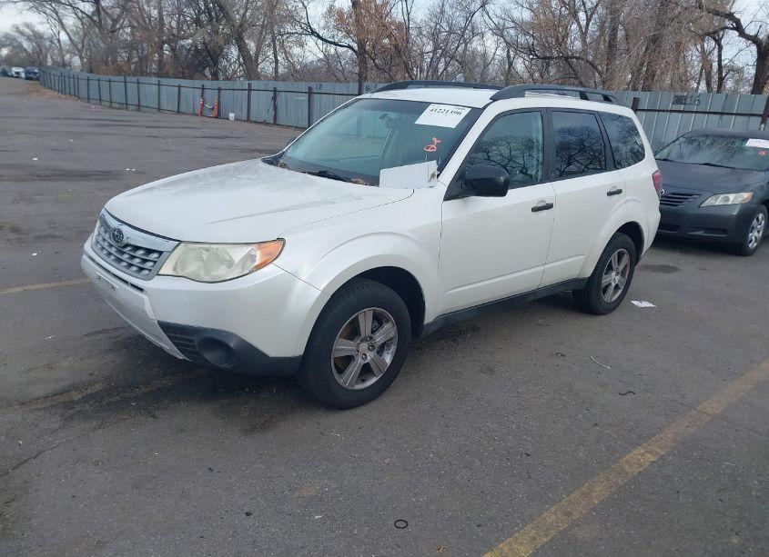 Photo 2 of 2011 Subaru Forester 2.5X (VIN JF2SHABC5BH707468)