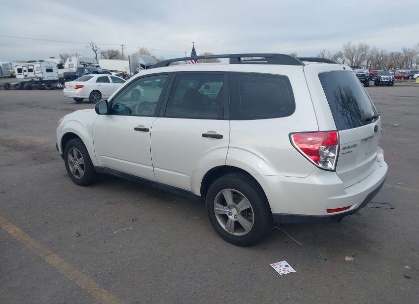 Photo 3 of 2011 Subaru Forester 2.5X (VIN JF2SHABC5BH707468)