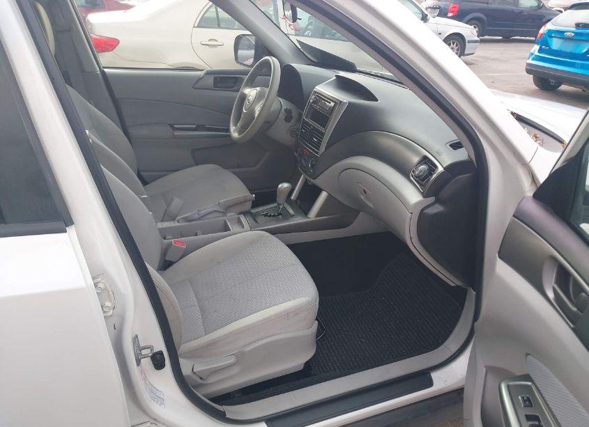 Photo 5 of 2011 Subaru Forester 2.5X (VIN JF2SHABC5BH707468)
