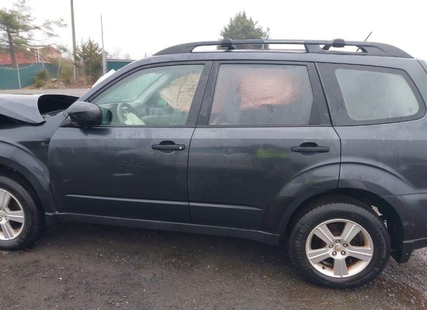 Photo 15 of 2012 Subaru Forester 2.5X (VIN JF2SHABC5CG452165)