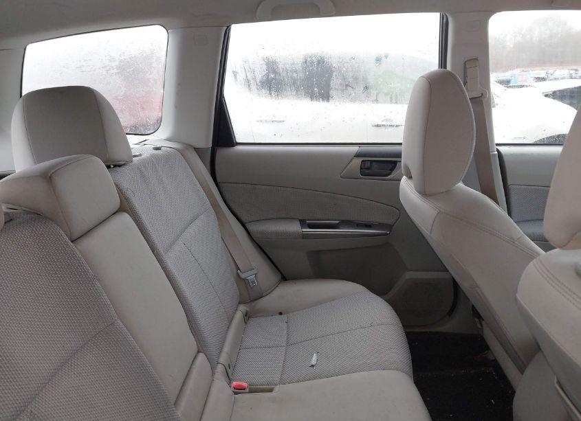 Photo 8 of 2012 Subaru Forester 2.5X (VIN JF2SHABC5CG452165)
