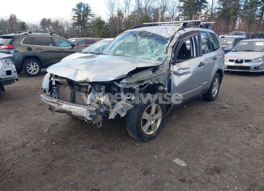 Photo 2 of 2012 Subaru Forester 2.5X (VIN JF2SHABC5CH405499)