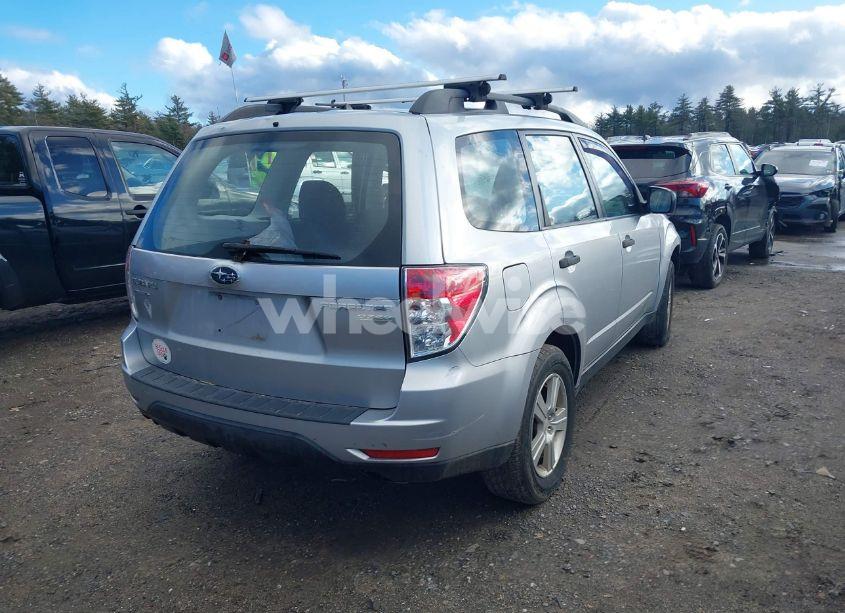 Photo 4 of 2012 Subaru Forester 2.5X (VIN JF2SHABC5CH405499)