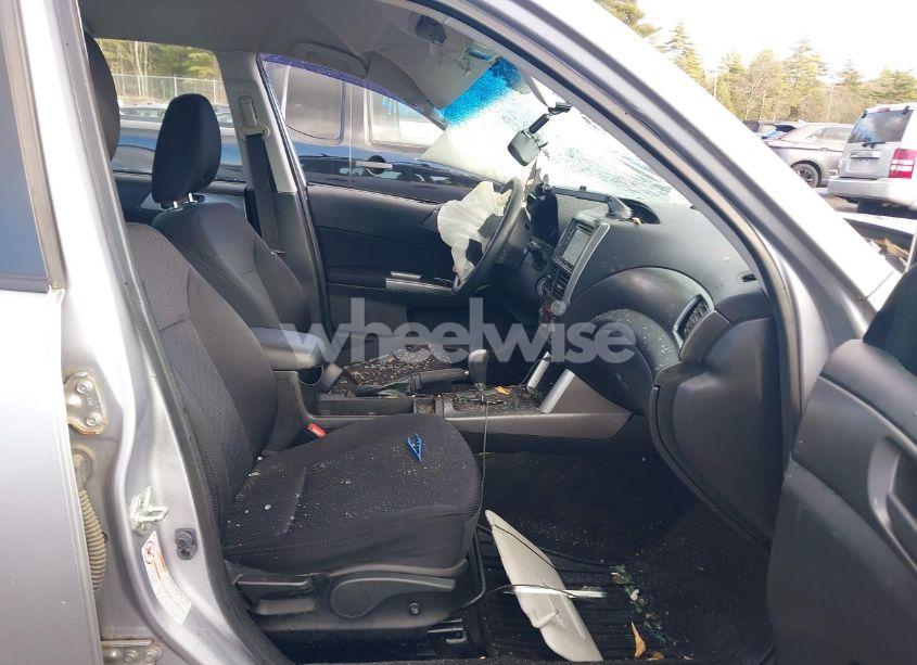 Photo 5 of 2012 Subaru Forester 2.5X (VIN JF2SHABC5CH405499)