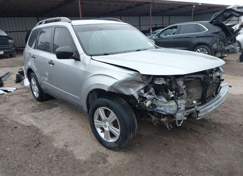 2012 Subaru Forester 2.5X (VIN JF2SHABC5CH410413) main photo