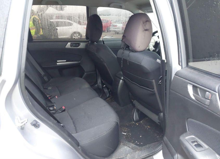 Photo 8 of 2012 Subaru Forester 2.5X (VIN JF2SHABC5CH410413)