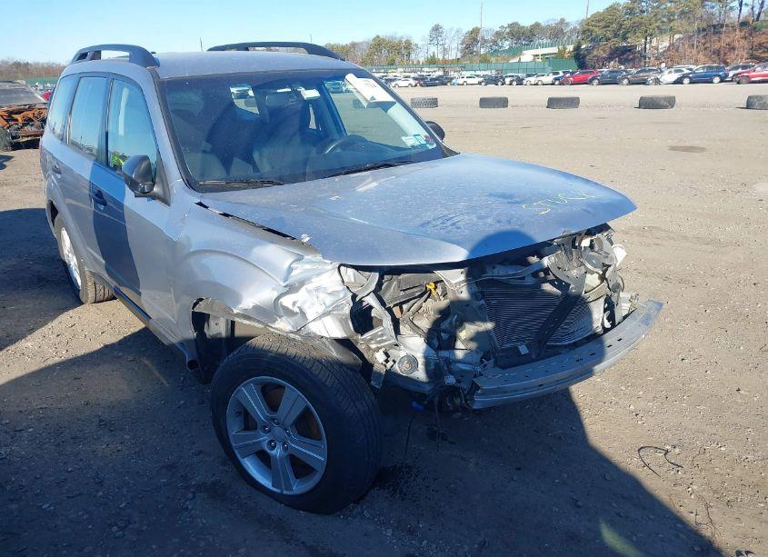 2012 Subaru Forester 2.5X (VIN JF2SHABC5CH429530) main photo