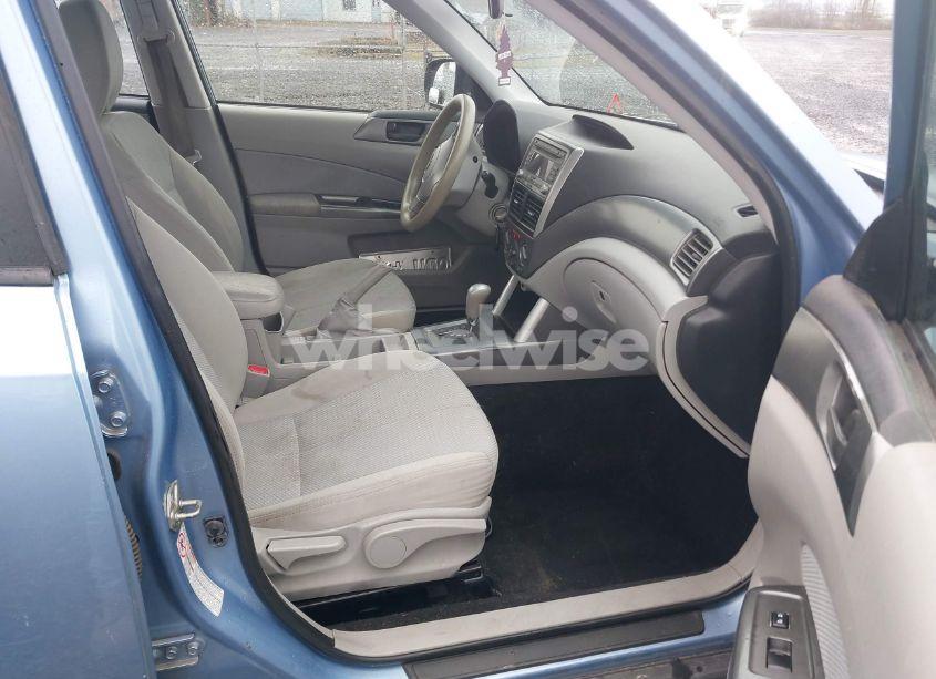 Photo 5 of 2012 Subaru Forester 2.5X (VIN JF2SHABC5CH470482)