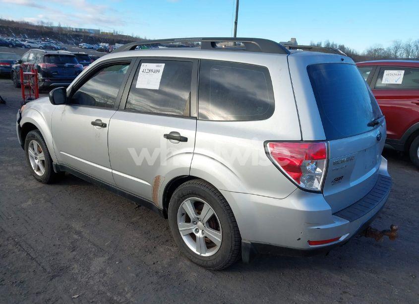 Photo 3 of 2011 Subaru Forester 2.5X (VIN JF2SHABC6BH762088)