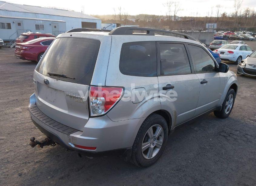 Photo 4 of 2011 Subaru Forester 2.5X (VIN JF2SHABC6BH762088)