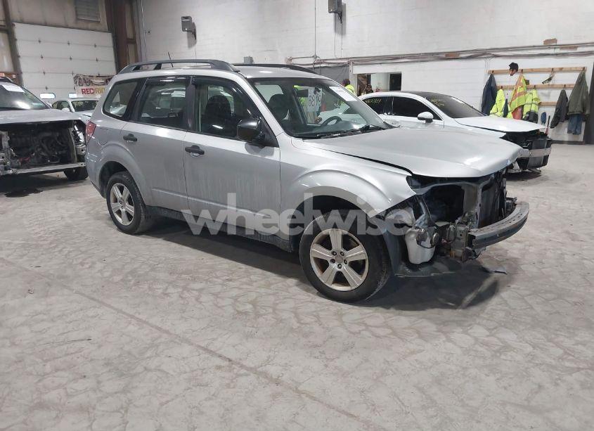 2012 Subaru Forester 2.5X (VIN JF2SHABC6CH440973) main photo