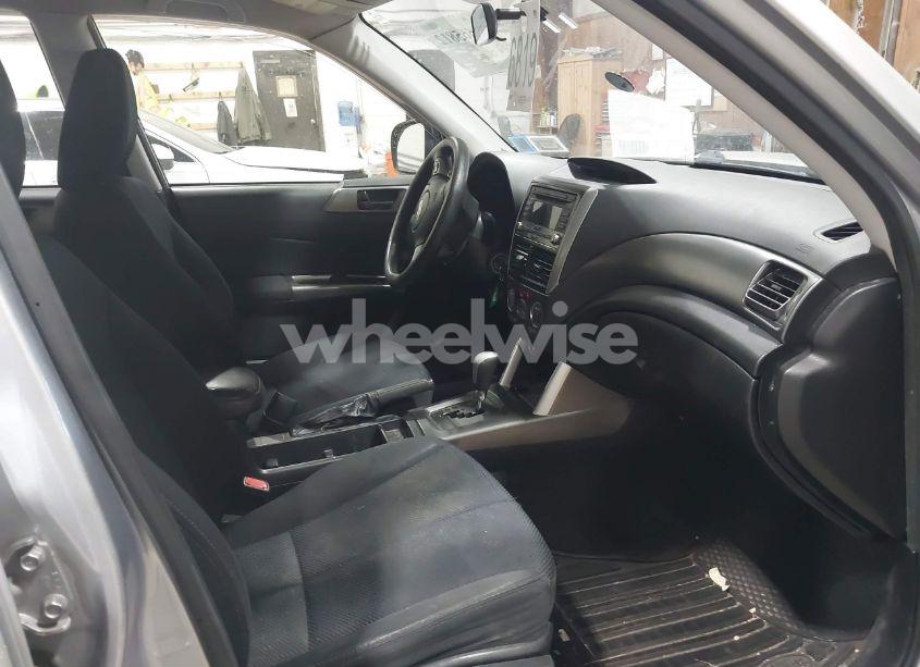 Photo 5 of 2012 Subaru Forester 2.5X (VIN JF2SHABC6CH440973)