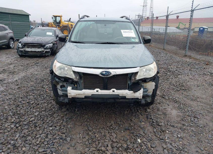 Photo 6 of 2013 Subaru Forester 2.5X (VIN JF2SHABC6DH405125)