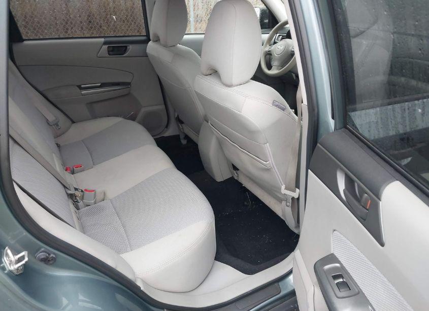 Photo 8 of 2013 Subaru Forester 2.5X (VIN JF2SHABC6DH405125)