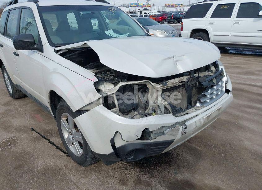 Photo 6 of 2013 Subaru Forester 2.5X (VIN JF2SHABC6DH435211)