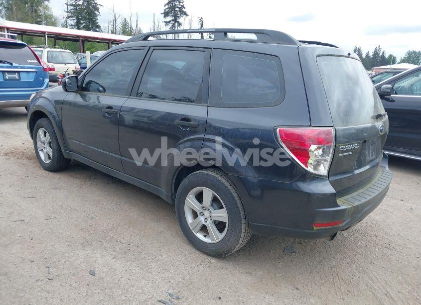 Photo 3 of 2012 Subaru Forester 2.5X (VIN JF2SHABC7CH404340)
