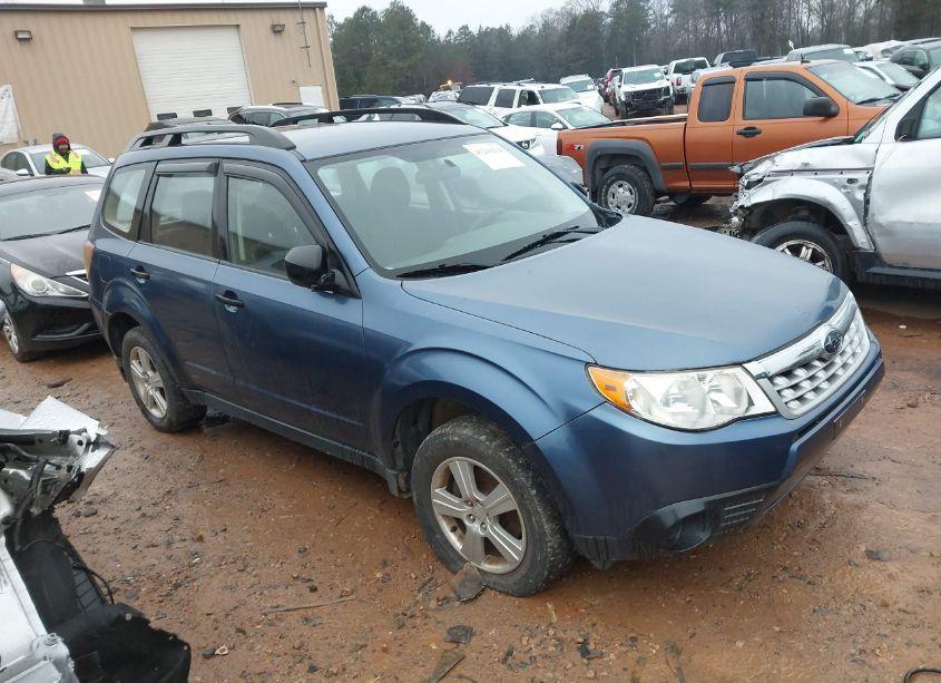 2012 Subaru Forester 2.5X (VIN JF2SHABC7CH451545) main photo