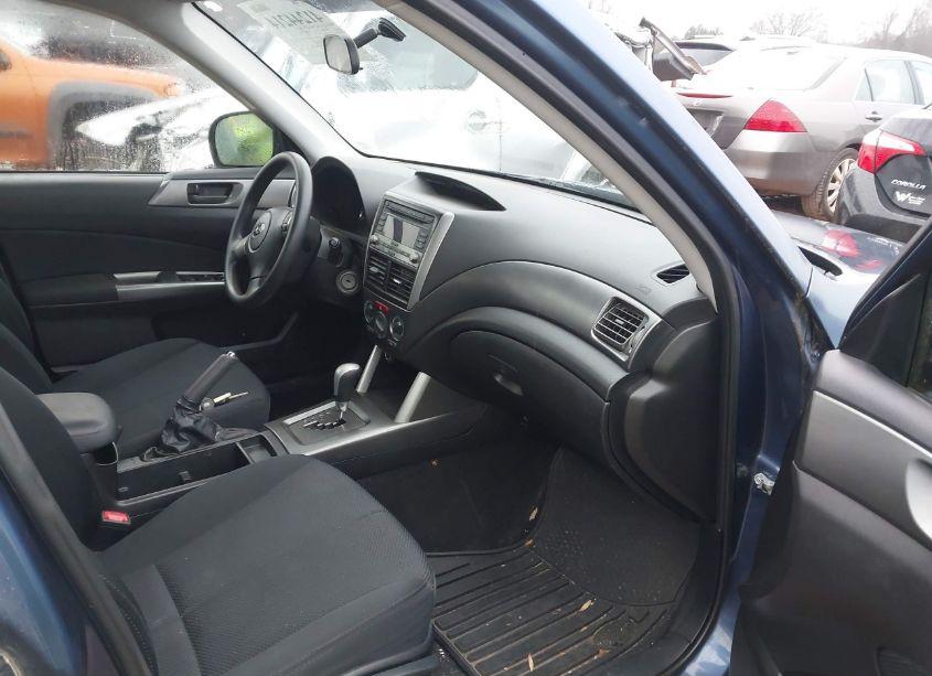 Photo 5 of 2012 Subaru Forester 2.5X (VIN JF2SHABC7CH451545)
