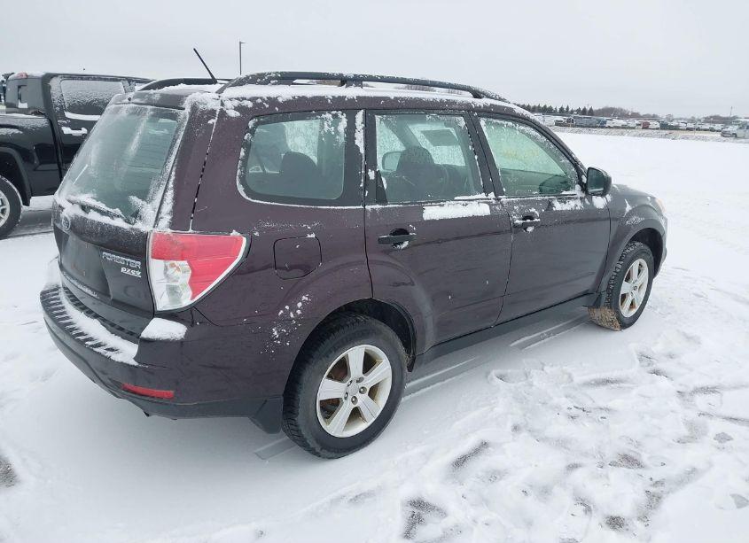 Photo 4 of 2013 Subaru Forester 2.5X (VIN JF2SHABC7DH405991)
