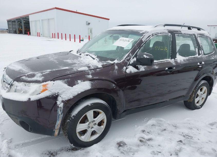 Photo 6 of 2013 Subaru Forester 2.5X (VIN JF2SHABC7DH405991)