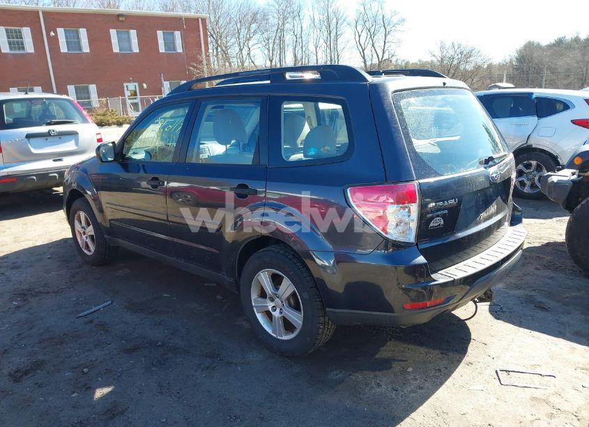 Photo 3 of 2011 Subaru Forester 2.5X (VIN JF2SHABC8BG755388)