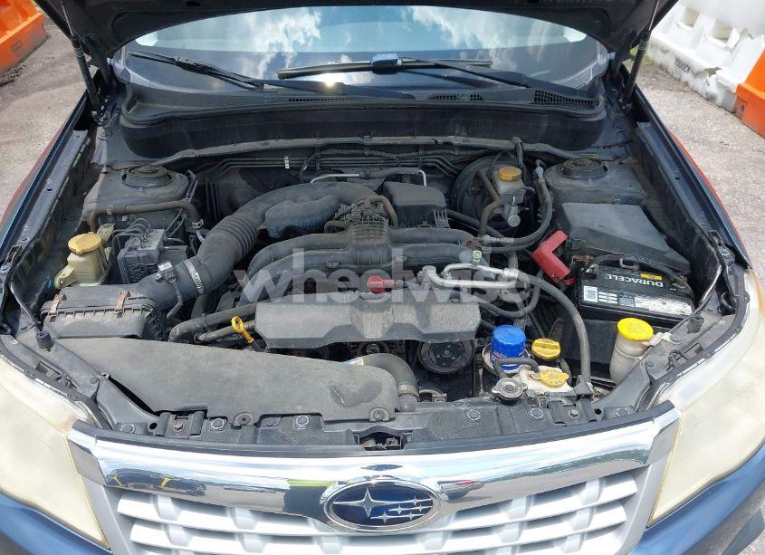 Photo 10 of 2011 Subaru Forester 2.5X (VIN JF2SHABC8BH716696)