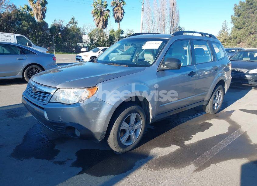 Photo 2 of 2011 Subaru Forester 2.5X (VIN JF2SHABC8BH734714)