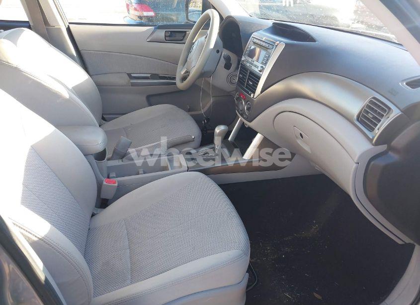 Photo 5 of 2011 Subaru Forester 2.5X (VIN JF2SHABC8BH734714)