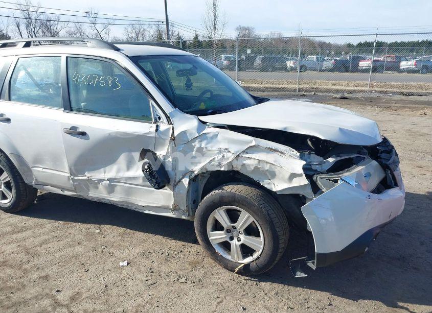 Photo 12 of 2012 Subaru Forester 2.5X (VIN JF2SHABC8CH462148)