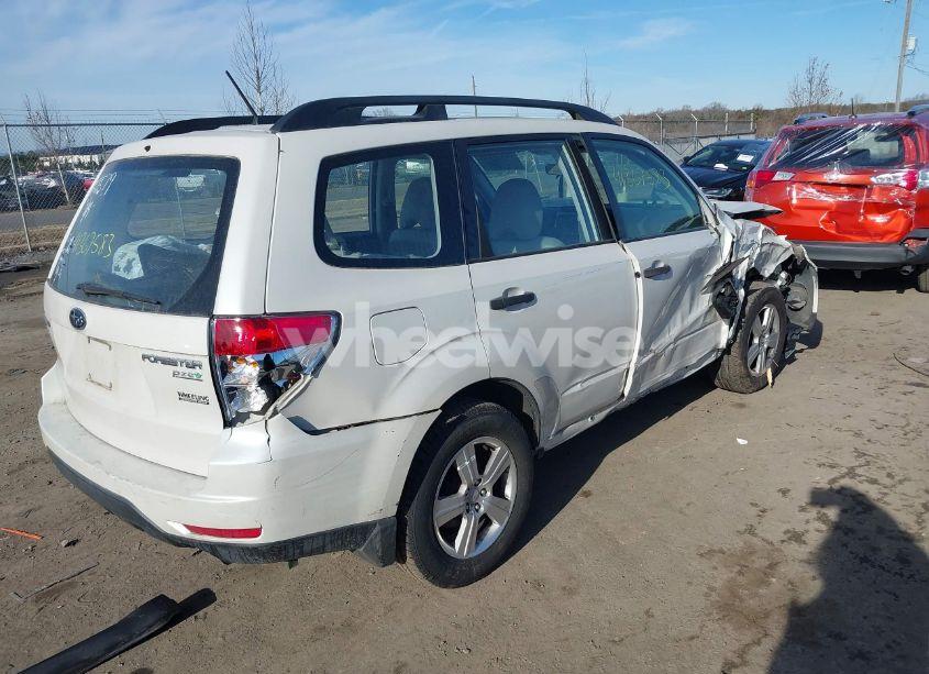 Photo 4 of 2012 Subaru Forester 2.5X (VIN JF2SHABC8CH462148)