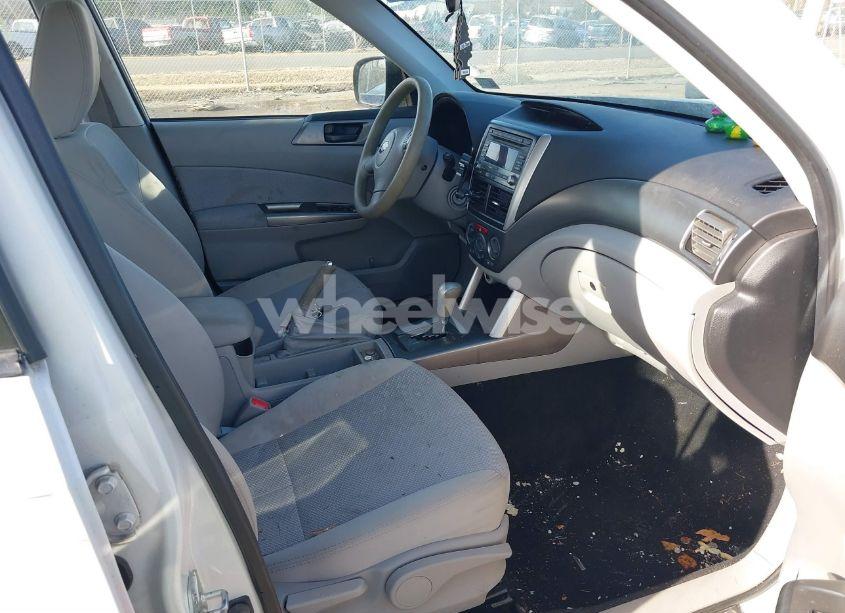 Photo 5 of 2012 Subaru Forester 2.5X (VIN JF2SHABC8CH462148)