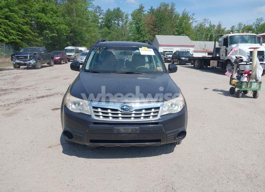 Photo 13 of 2013 Subaru Forester 2.5X (VIN JF2SHABC8DG409179)