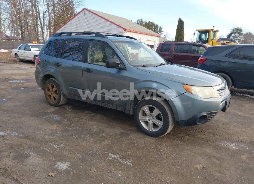 2011 Subaru Forester 2.5X (VIN JF2SHABC9BH710499) main photo