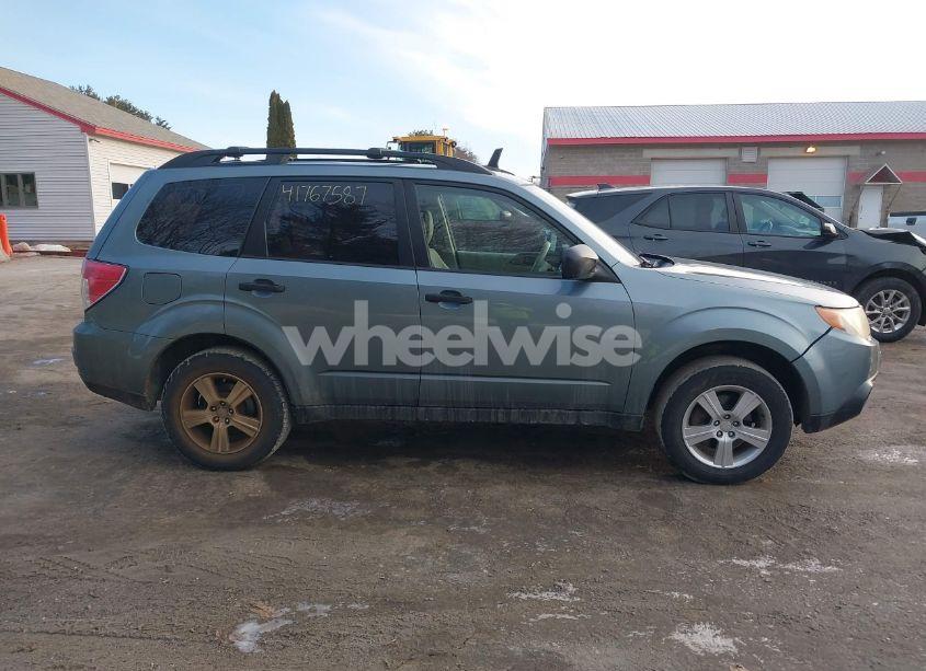 Photo 14 of 2011 Subaru Forester 2.5X (VIN JF2SHABC9BH710499)